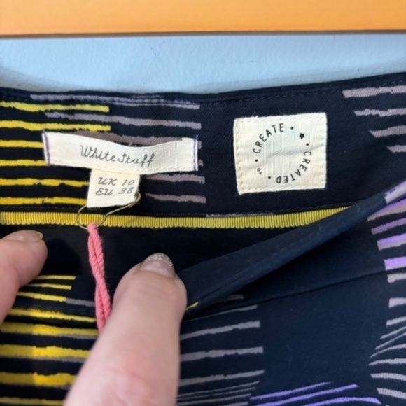 White Stuff Shapely Pencil Skirt, Black w/ Purple Yellow Grey NWT, SZ 8 - Picture 6 of 8